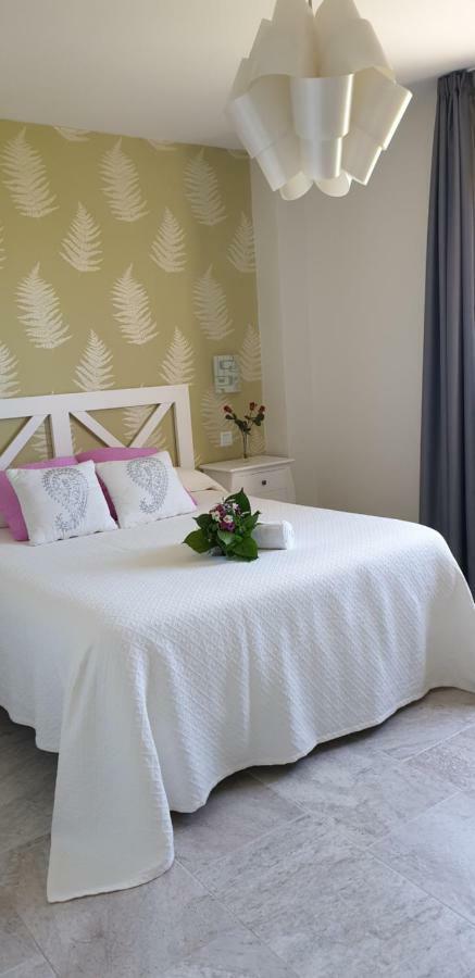 Apartamentos La Pradera De Isla Plana 외부 사진